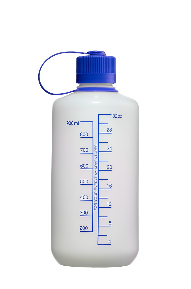 Nalgene product view: 32oz Narrow Mouth Ultralite Bottle C7 — 32oz Narrow Mouth Ultralite Bottle