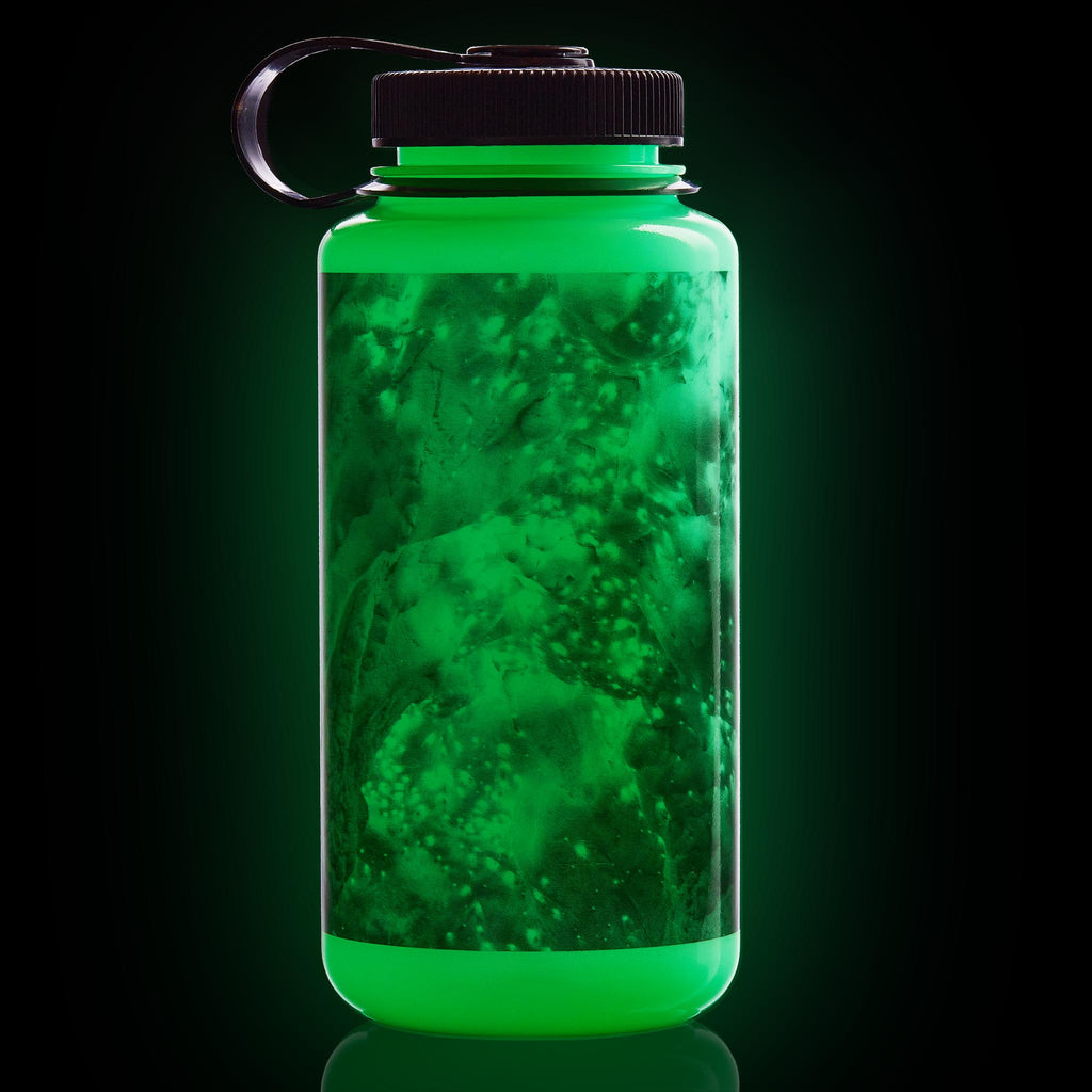 Nalgene product image: 32oz WM Glo Wyld G2 — 32oz WM Glo Wyld