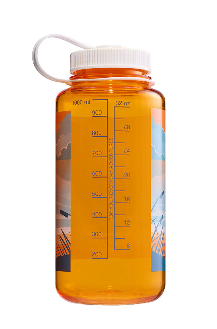 Nalgene product view: 32oz WM Negative Landscape T1 — 32oz WM Negative Landscape
